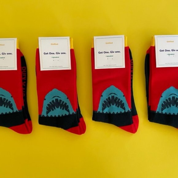 Brand New, Organic Cotton Crew socks, shark design, size 7-13, unisex - Picture 8 of 9